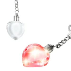 Llaveros día del amor y la amistad con cristal en forma de corazón ideal para regalo corporativo emotivo y duradero.