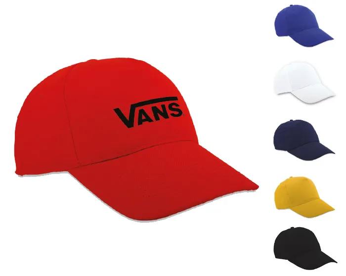 Gorra roja Vans con diseño exclusivo en bordado resistente para resaltar el logotipo de la marca.